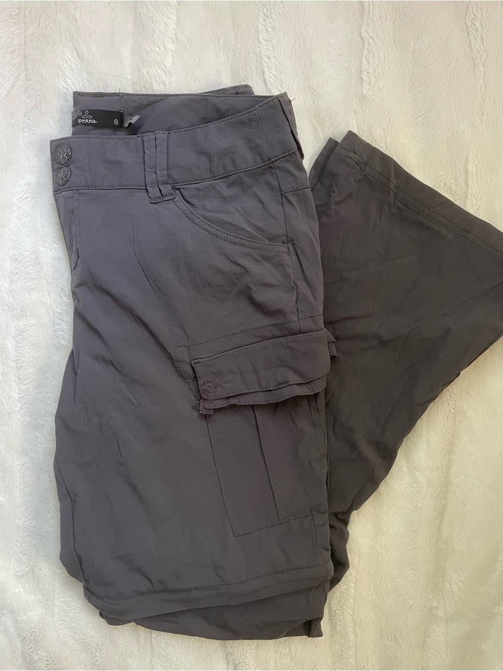 PRANA Cargo Pants Womens Gray Convertible Zip Off Shorts Roll Up Tabs Outdoors